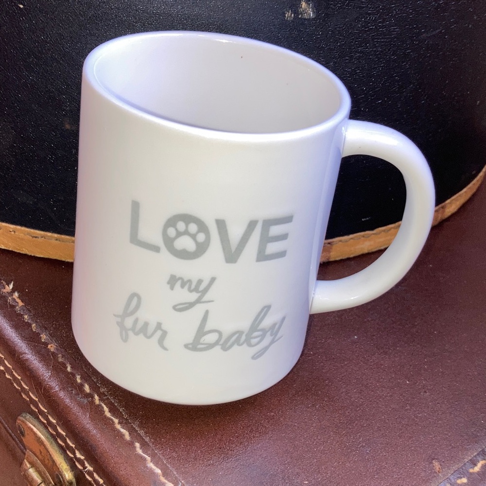 Hallmark - LOVE my furbaby - White 
Ceramic mug clean hardly used
